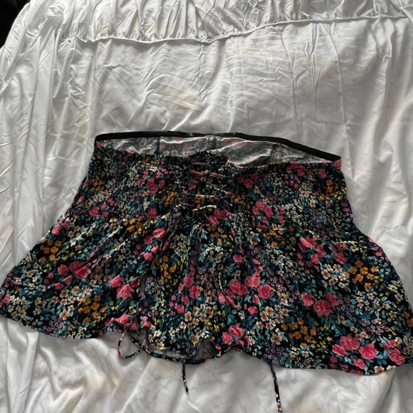 Torrid Corset back strapless top - Picture 2 of 3
